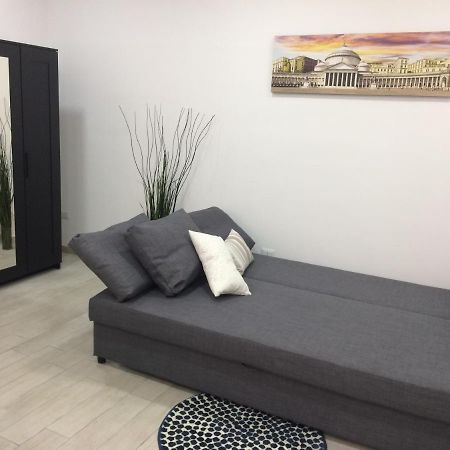 Flat In Center Historic Villa Наполи Екстериор снимка